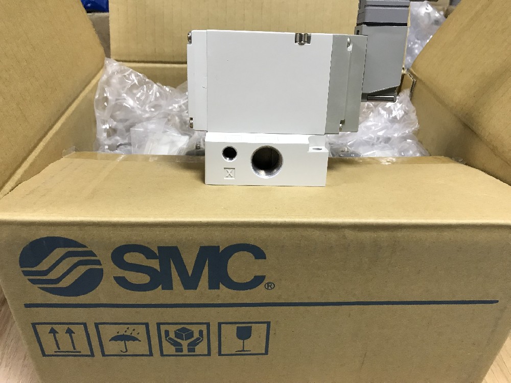 SMC气缸